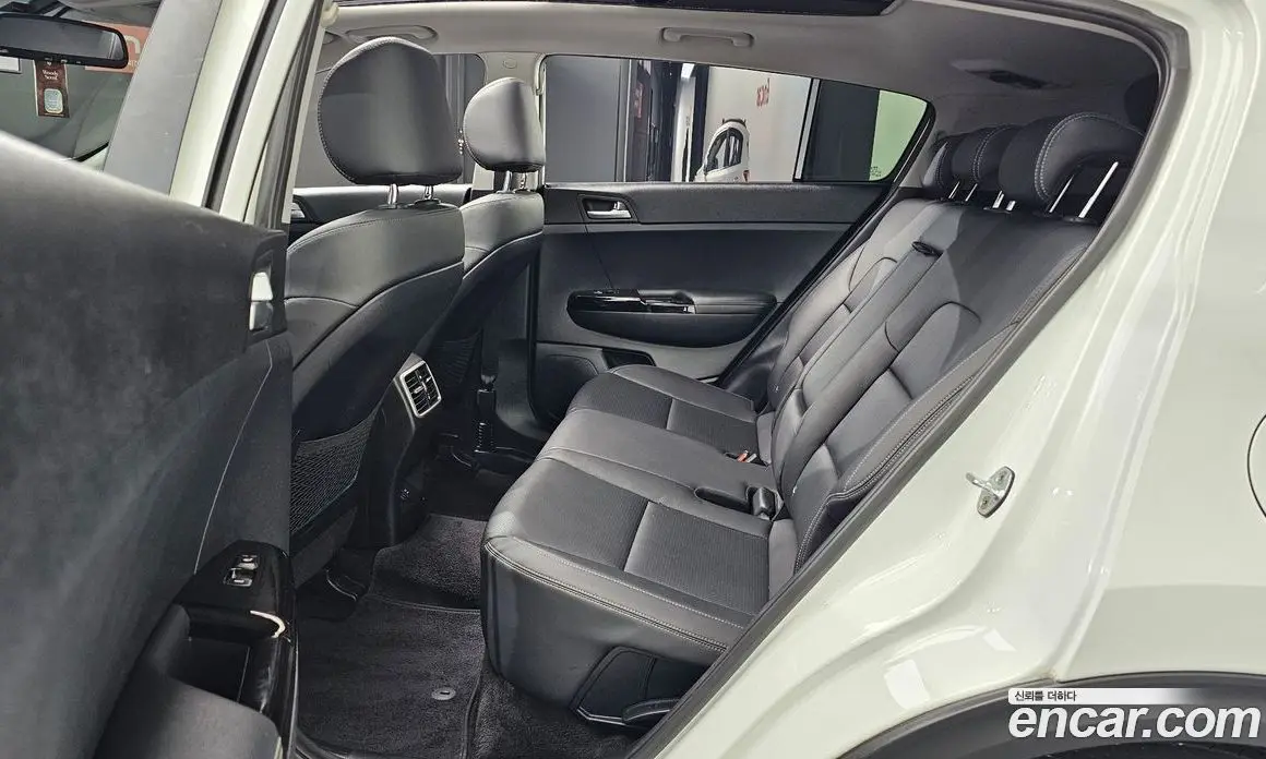 Kia Sportage 2017 2.0 автомат (гидро), фото 18