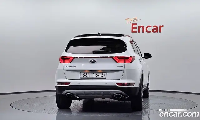 Kia Sportage 2017 2.0 автомат (гидро), миниатюра 4