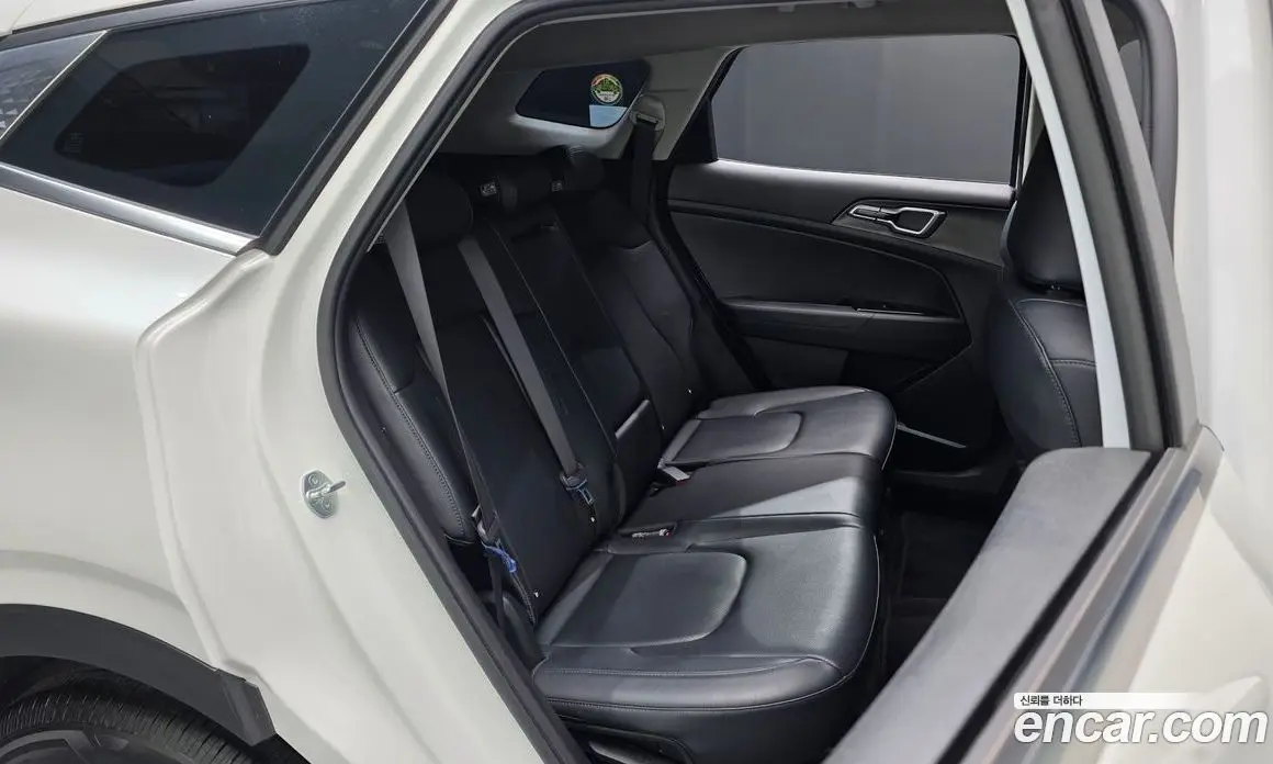 Kia Sportage 2023 1.6 автомат (гидро), фото 16