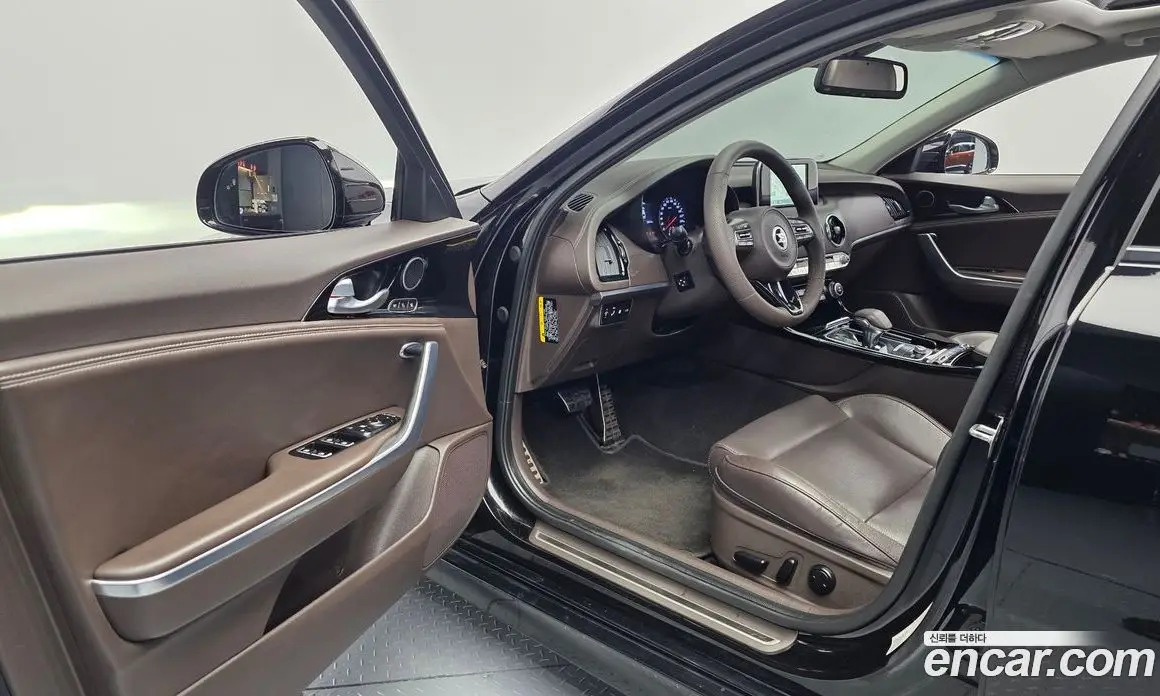 Kia Stinger 2017 2.0 автомат (гидро), фото 13