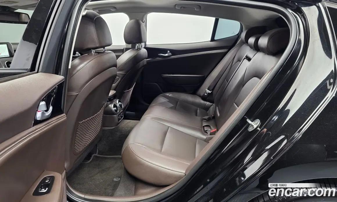 Kia Stinger 2017 2.0 автомат (гидро), фото 16