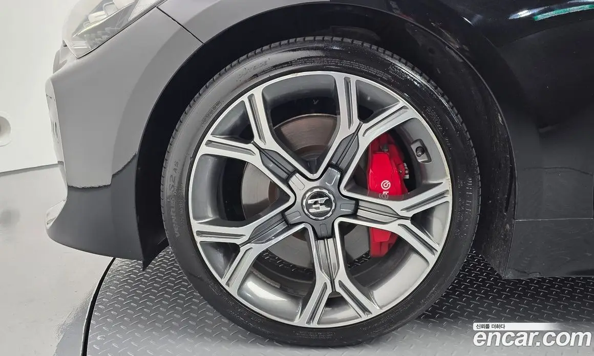 Kia Stinger 2017 2.0 автомат (гидро), фото 5