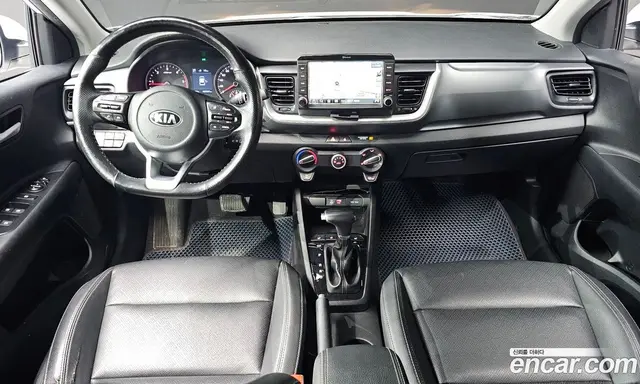 Kia Stonic 2018 1.6 автомат (гидро), миниатюра 7