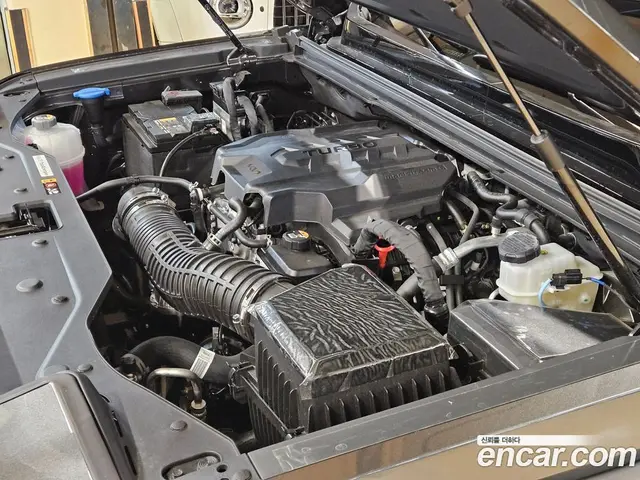 Kia Tasman 2025 2.5 автомат (гидро), миниатюра 6