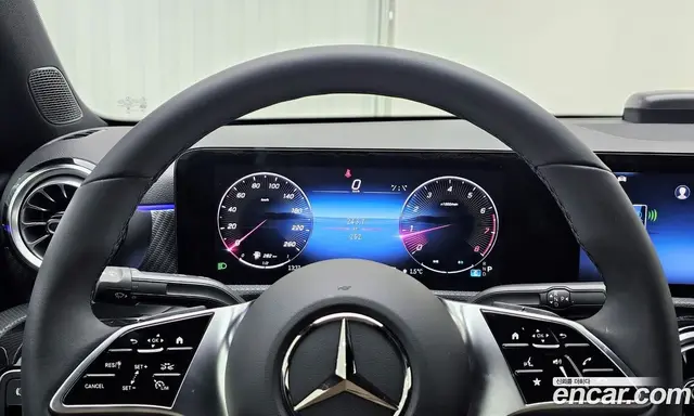 Mercedes-Benz A-Class 2025 2.0 автомат (гидро), миниатюра 12