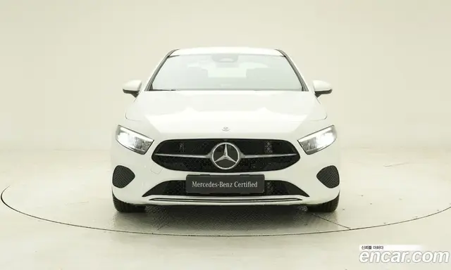 Mercedes-Benz A-Class 2025 2.0 автомат (гидро), миниатюра 3