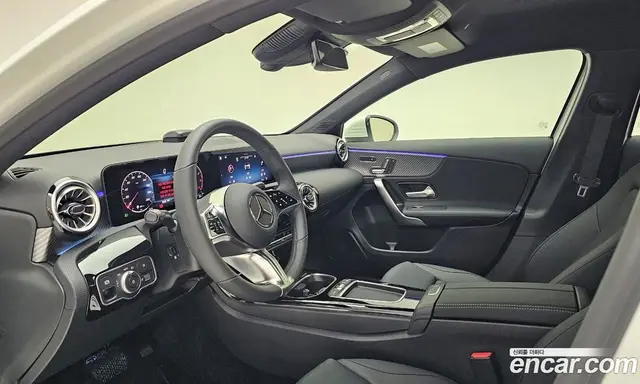 Mercedes-Benz A-Class 2025 2.0 автомат (гидро), миниатюра 8