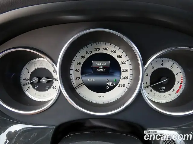 Mercedes-Benz CLS-Class 2013 3.5 автомат (гидро), миниатюра 9