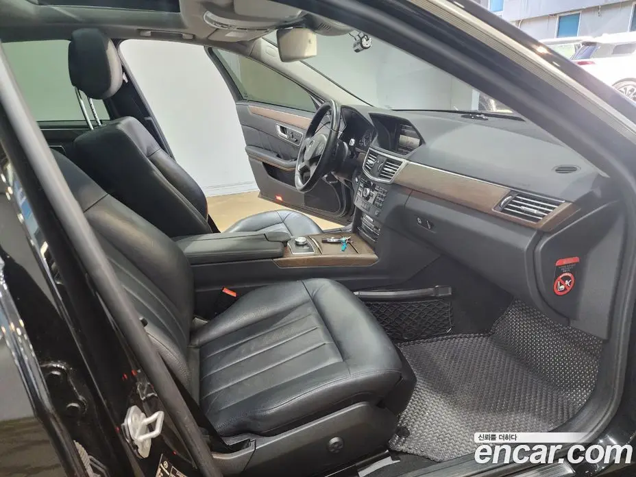 Mercedes-Benz E-Class 2013 3.5 автомат (гидро), фото 13