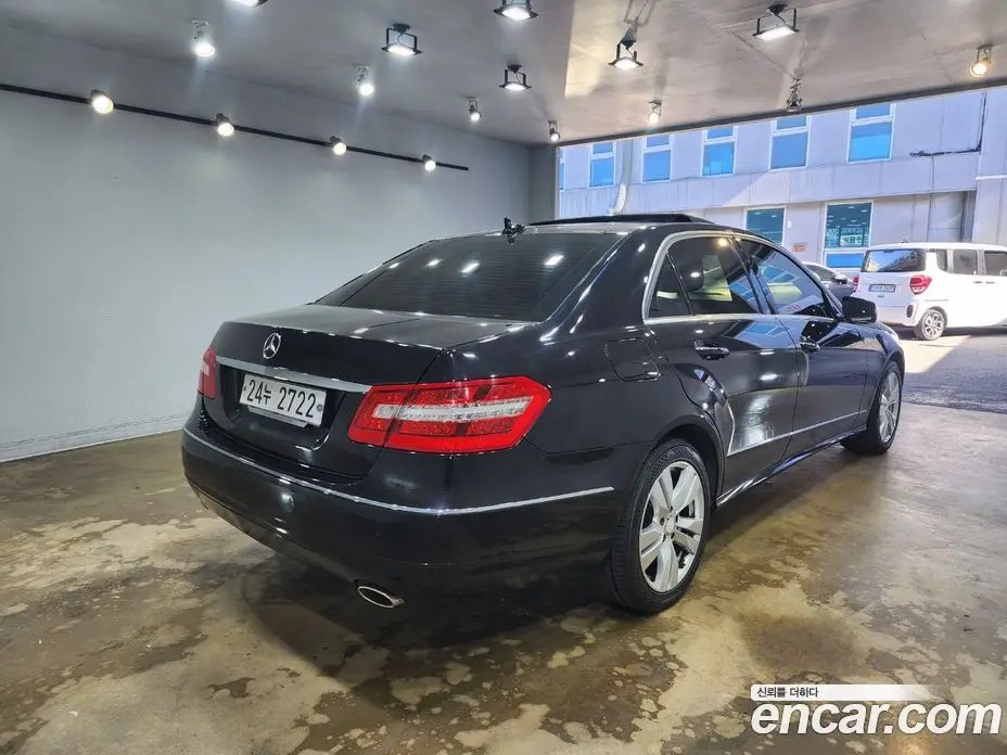 Mercedes-Benz E-Class 2013 3.5 автомат (гидро), фото 4