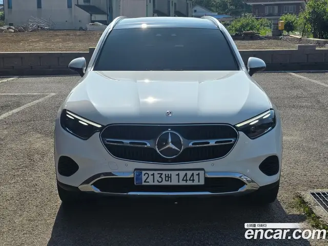 Mercedes-Benz GLC-Class, 2023, 30 000 км