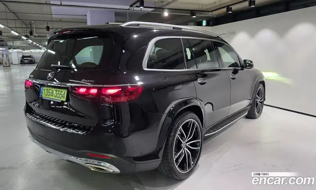 Mercedes-Benz GLS-Class 2026 4.0 автомат (гидро), миниатюра 4