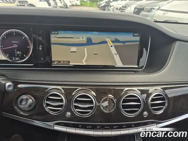 Mercedes-Benz S-Class 2013 3.0 автомат (гидро), миниатюра 11