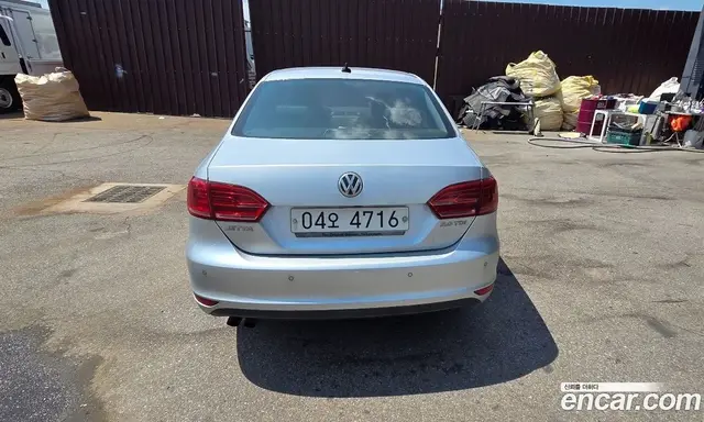 Volkswagen Jetta 2014 2.0 автомат (гидро), миниатюра 5