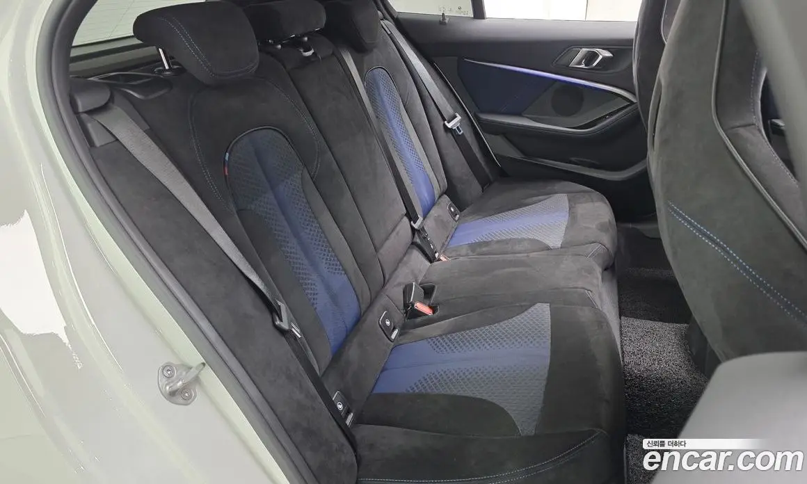BMW 1 серия 2020 2.0 автомат (гидро), фото 17