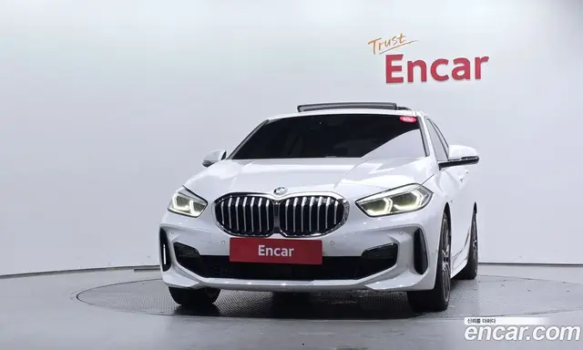 BMW 1 серия 2020 2.0 автомат (гидро), миниатюра 3