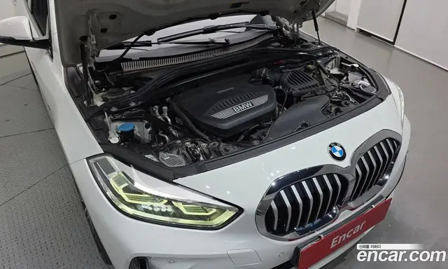 BMW 1 серия 2020 2.0 автомат (гидро), миниатюра 6