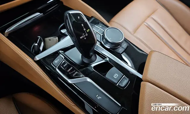 BMW 5 серия 2018 2.0 автомат (гидро), миниатюра 9 BMW 5 серия 2018 2.0 автомат (гидро), миниатюра 9
