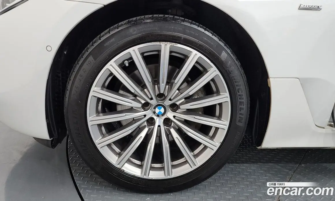 BMW 6 серия 2018 3.0 автомат (гидро), фото 5