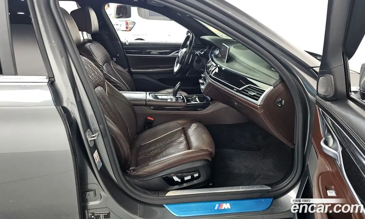BMW 7 серия 2019 3.0 автомат (гидро), фото 16