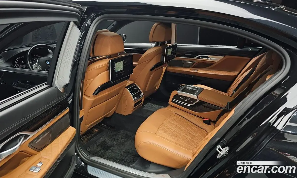 BMW 7 серия 2020 3.0 автомат (гидро), фото 17