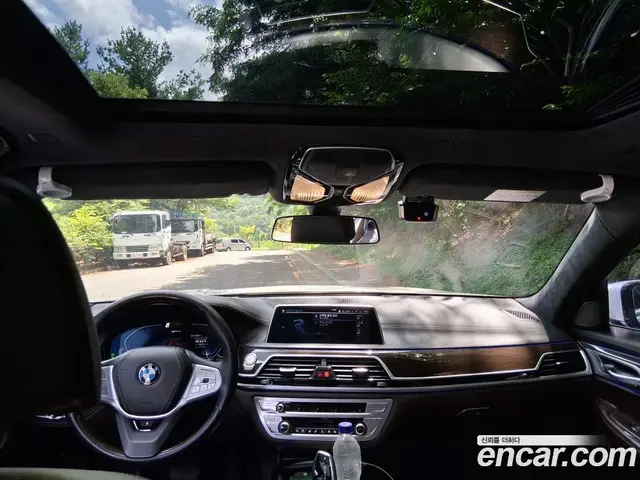 BMW 7 серия 2021 3.0 автомат (гидро), миниатюра 9