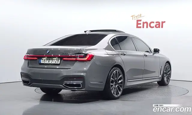 BMW 7 серия, 2021, 125 590 км