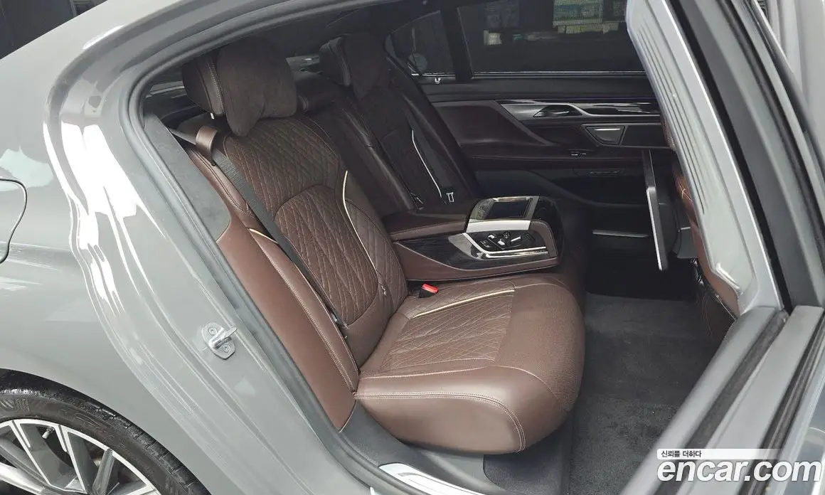 BMW 7 серия 2021 3.0 автомат (гидро), фото 16 BMW 7 серия 2021 3.0 автомат (гидро), фото 16