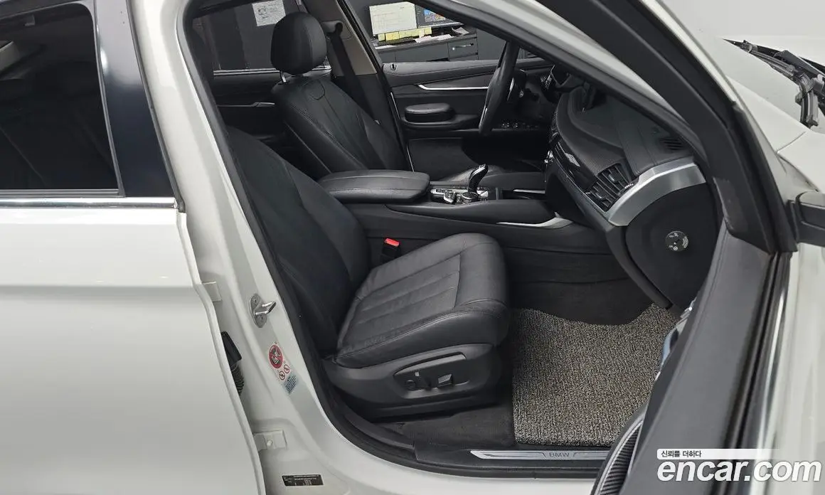 BMW X6 2016 3.0 автомат (гидро), фото 16 BMW X6 2016 3.0 автомат (гидро), фото 16