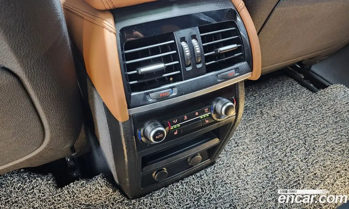 BMW X6 2018 3.0 автомат (гидро), фото 18