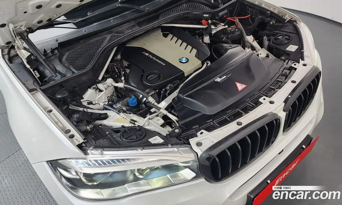 BMW X6 2018 3.0 автомат (гидро), фото 6