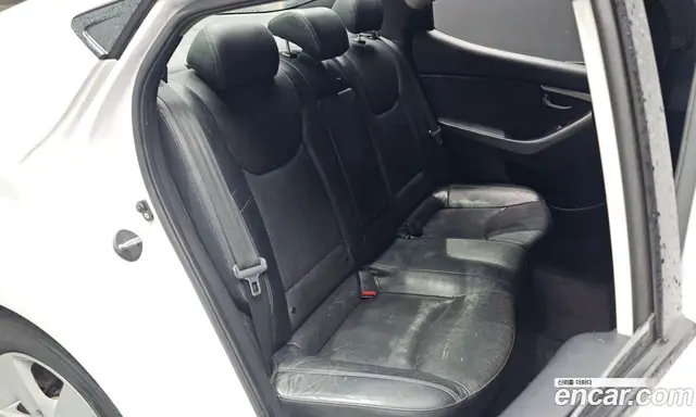 Hyundai Avante 2012 1.6 автомат (гидро), миниатюра 12