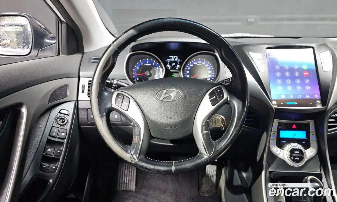 Hyundai Avante 2012 1.6 автомат (гидро), фото 14