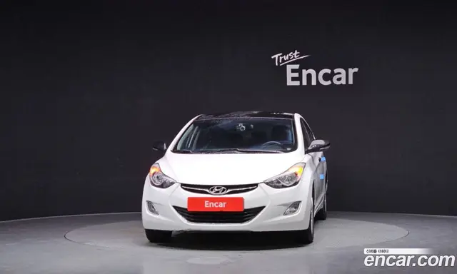 Hyundai Avante 2012 1.6 автомат (гидро), миниатюра 3