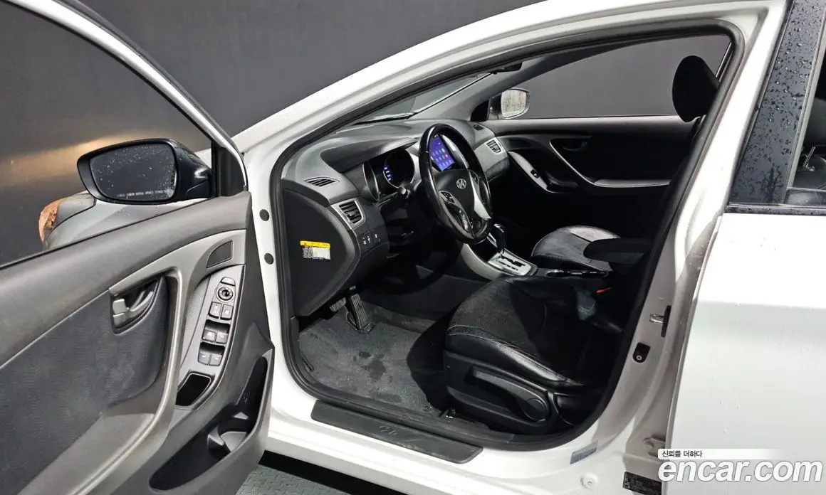 Hyundai Avante 2012 1.6 автомат (гидро), фото 10