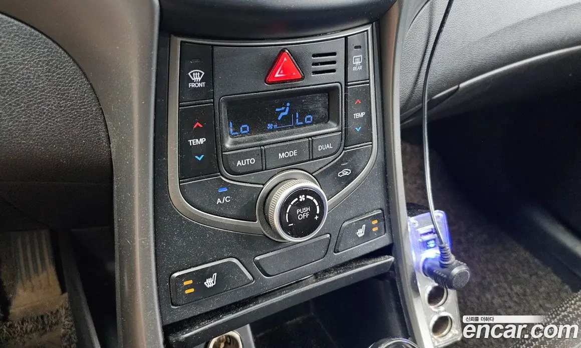 Hyundai Avante 2015 1.6 автомат (гидро), фото 16