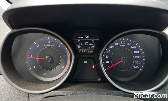 Hyundai Avante 2015 1.6 автомат (гидро), миниатюра 8