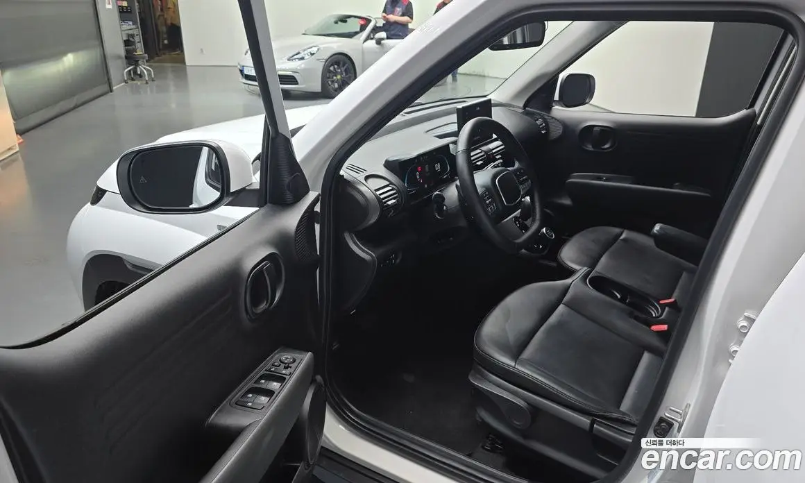 Hyundai Casper 2022 1.0 автомат (гидро), фото 13