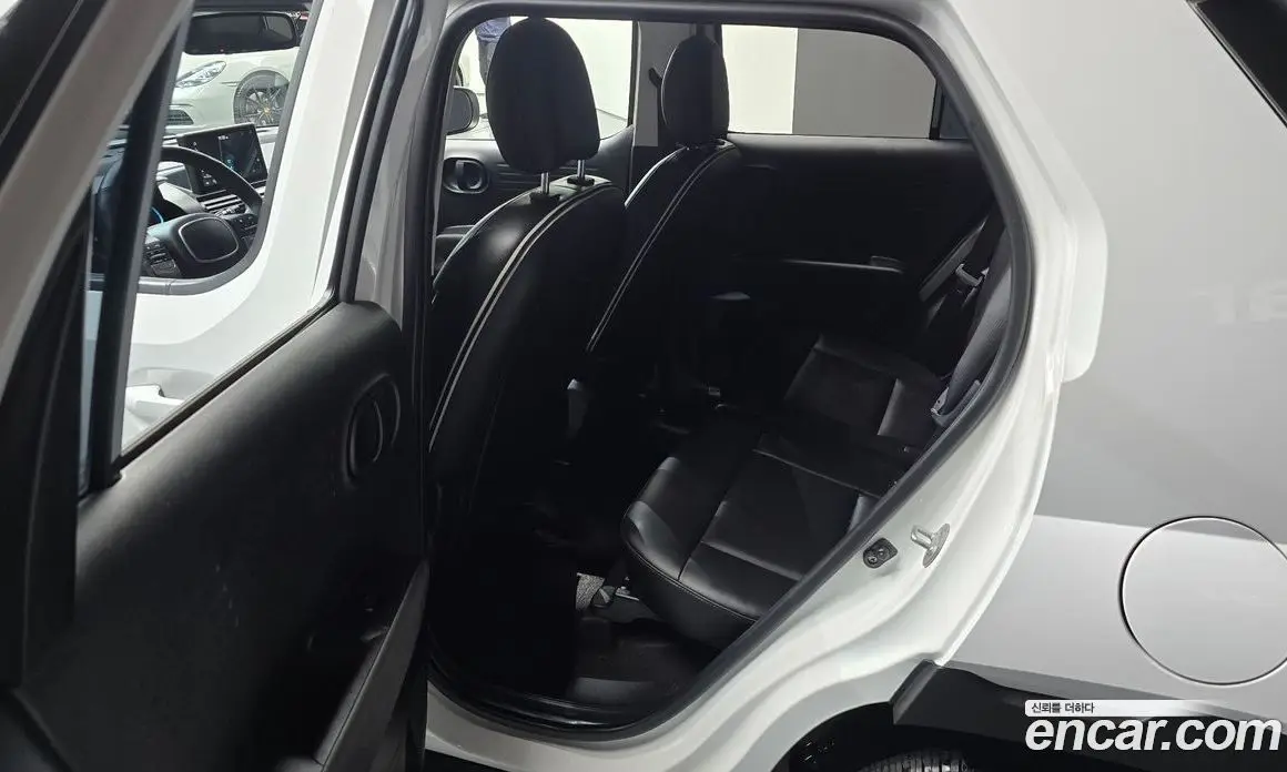 Hyundai Casper 2022 1.0 автомат (гидро), фото 16