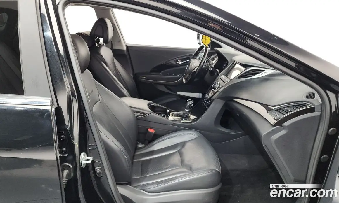 Hyundai Grandeur 2012 3.0 автомат (гидро), фото 11