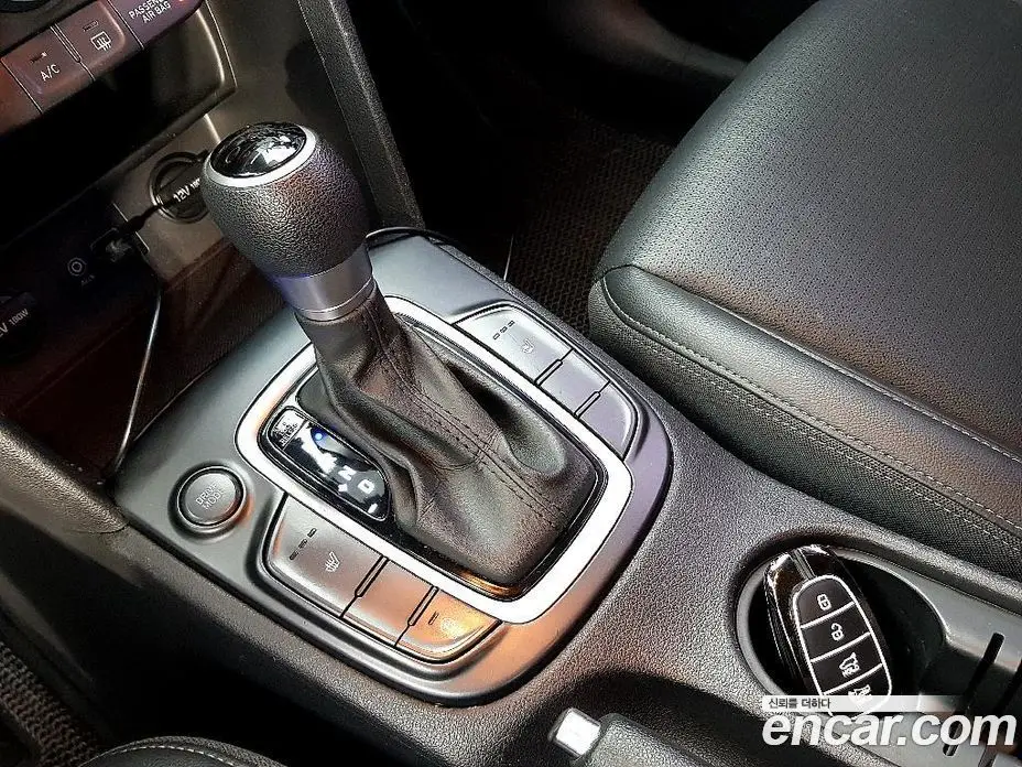 Hyundai Kona 2017 1.6 автомат (гидро), фото 15 Hyundai Kona 2017 1.6 автомат (гидро), фото 15