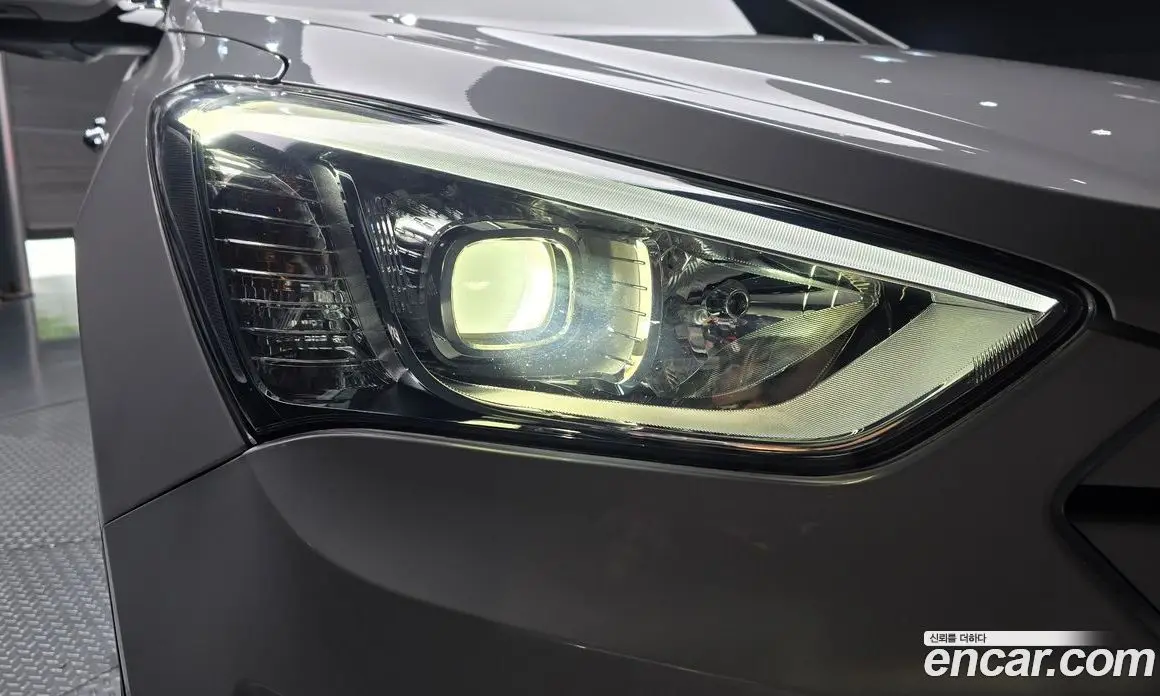 Hyundai Santa Fe 2014 2.2 автомат (гидро), фото 8 Hyundai Santa Fe 2014 2.2 автомат (гидро), фото 8
