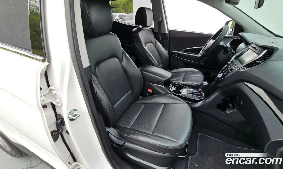 Hyundai Santa Fe 2015 2.0 автомат (гидро), фото 16