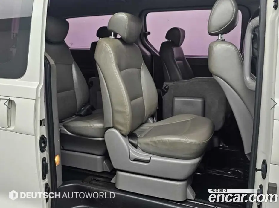 Hyundai Starex 2012 2.5 автомат (гидро), фото 12