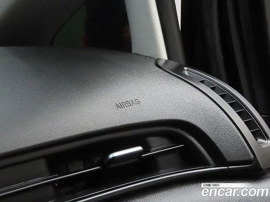 Hyundai Staria 2022 2.2 автомат (гидро), фото 17