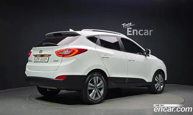 Hyundai Tucson 2015 2.0 автомат (гидро), миниатюра 2