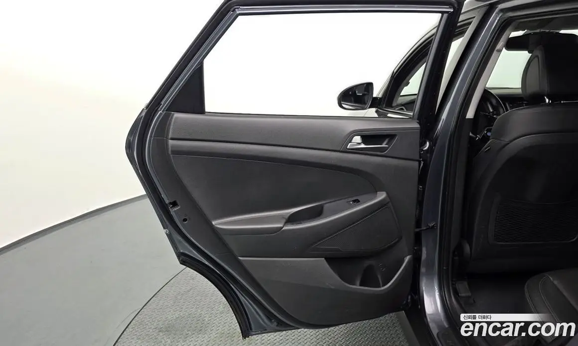 Hyundai Tucson 2017 1.6 автомат (гидро), фото 15