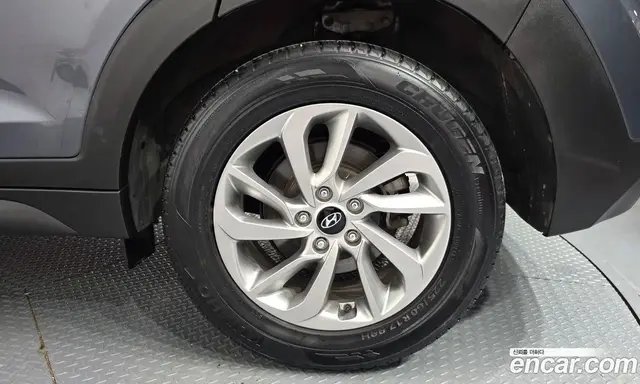 Hyundai Tucson 2017 1.6 автомат (гидро), миниатюра 7