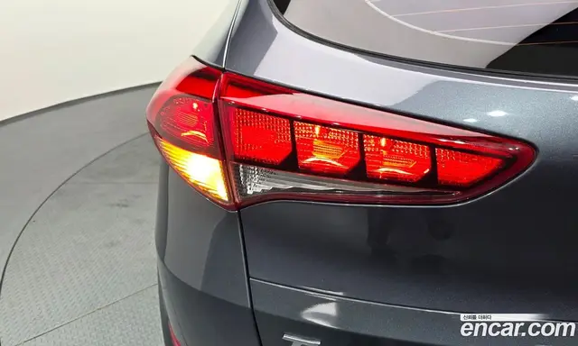Hyundai Tucson 2017 1.6 автомат (гидро), миниатюра 9