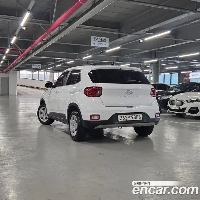 Hyundai Venue 2021 1.6 автомат (гидро), фото 4